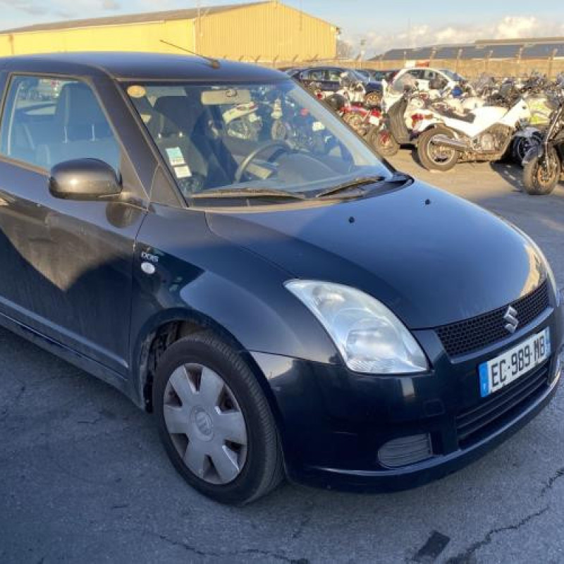 Bouton de warning SUZUKI SWIFT 3 Photo n°5