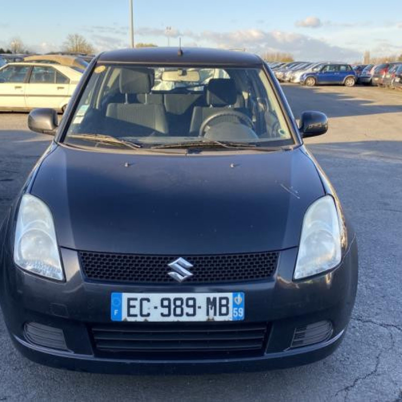 Bouton de warning SUZUKI SWIFT 3 Photo n°11