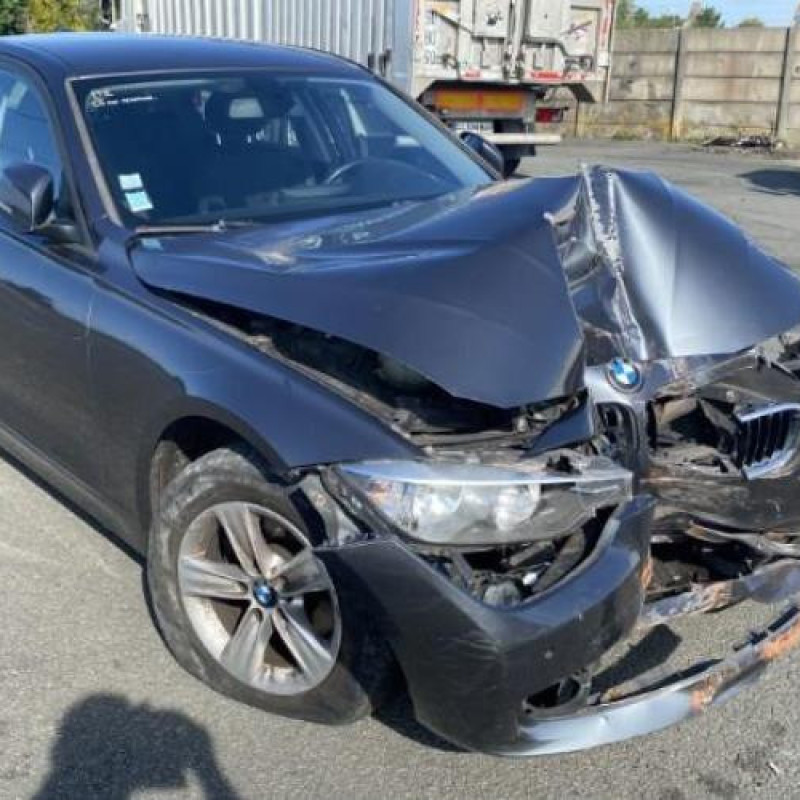 Commande GPS BMW SERIE 3 F30/F80 Photo n°6