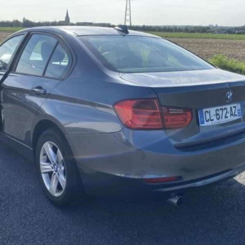 Commande GPS BMW SERIE 3 F30/F80 Photo n°8