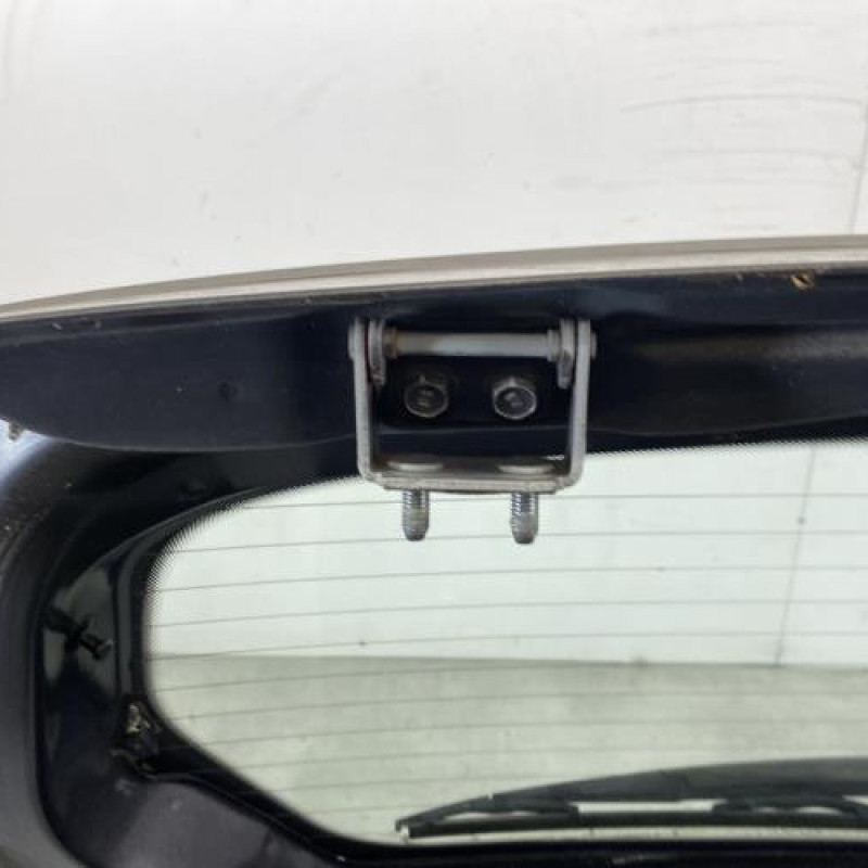 Malle/Hayon arriere CHEVROLET SPARK Photo n°8