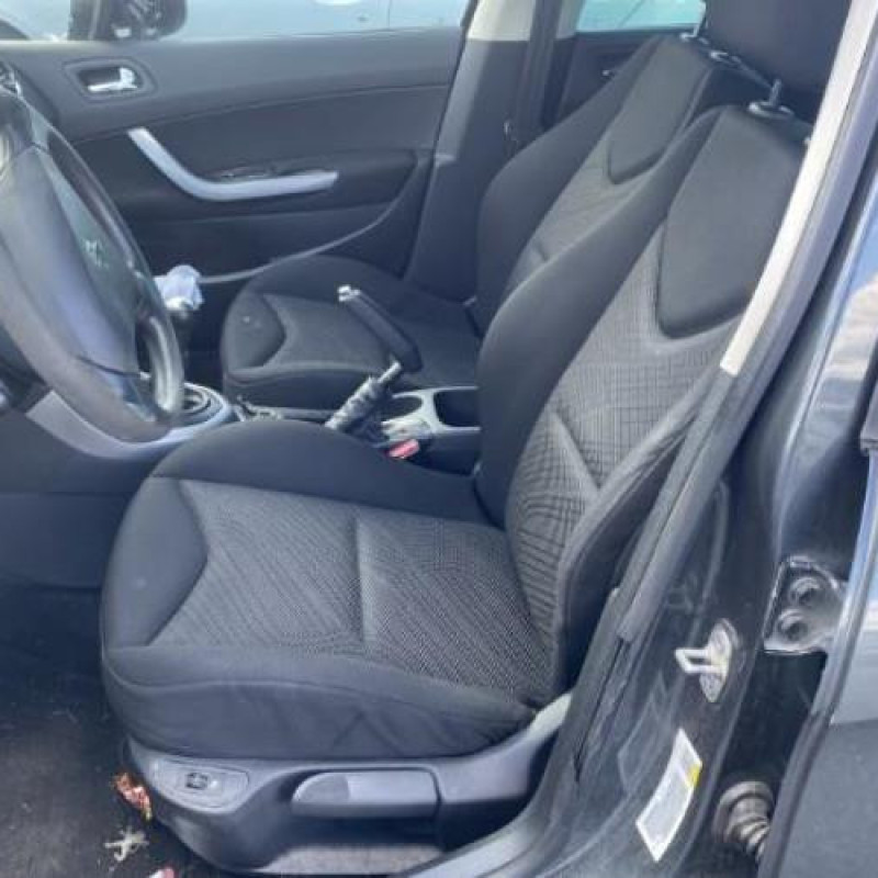 Boitier BSI PEUGEOT 308 1 SW Photo n°17
