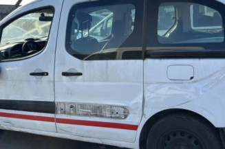 Com (Bloc Contacteur Tournant+Commodo Essuie Glace+Commodo Phare) PEUGEOT PARTNER 2
