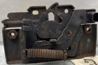 Fermeture de capot FORD FIESTA 6