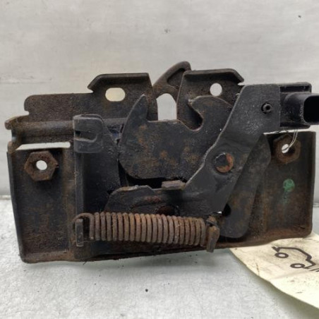 Fermeture de capot FORD FIESTA 6