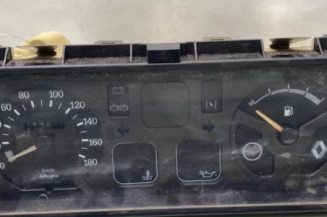 Compteur RENAULT R11 Photo n°1