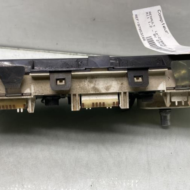 Compteur RENAULT R11 Photo n°3