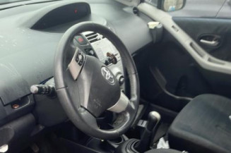 Retroviseur droit TOYOTA YARIS 2