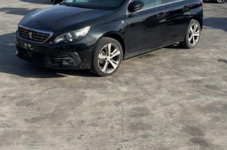 PEUGEOT 308 2 PHASE 2 1.2 PURETECH - 12V TURBO Photo n°1
