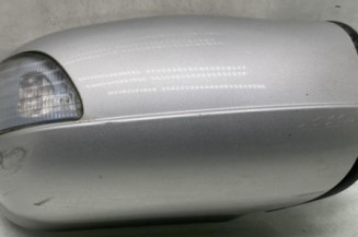 Retroviseur droit MERCEDES CLASSE E 210