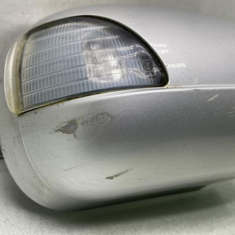 Retroviseur droit MERCEDES CLASSE E 210 Photo n°5