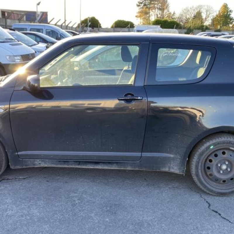 Retroviseur droit SUZUKI SWIFT 3 Photo n°10