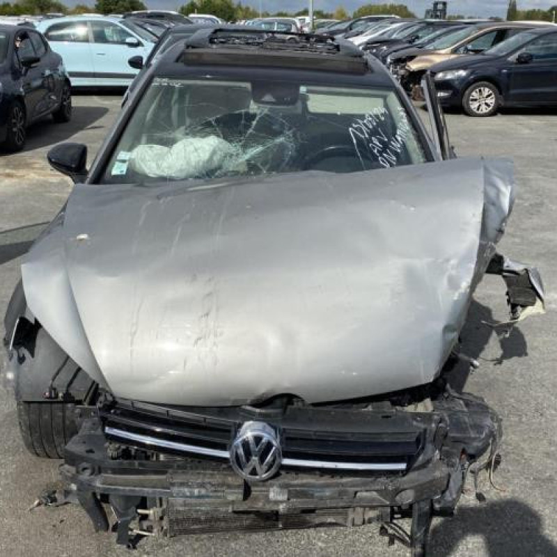 Feu arriere secondaire gauche (feux) VOLKSWAGEN GOLF 7 Photo n°11