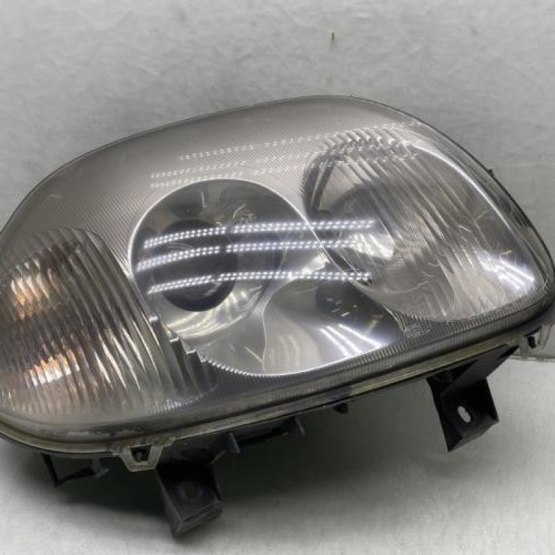 Optique avant principal droit (feux)(phare) RENAULT CLIO 2 Photo n°1