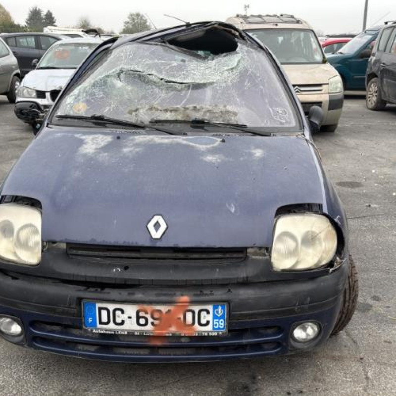 Optique avant principal droit (feux)(phare) RENAULT CLIO 2 Photo n°12
