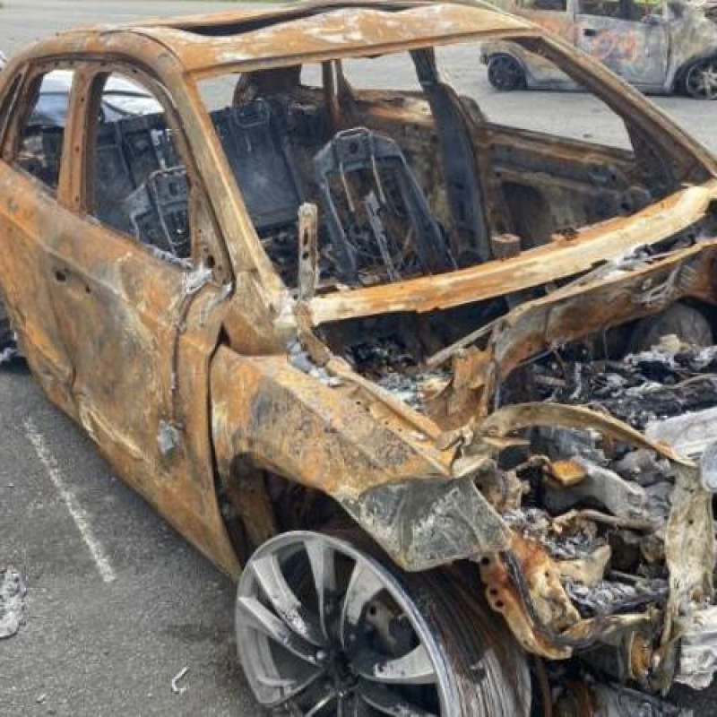 Etrier arriere droit (freinage) AUDI Q3 1 Photo n°4