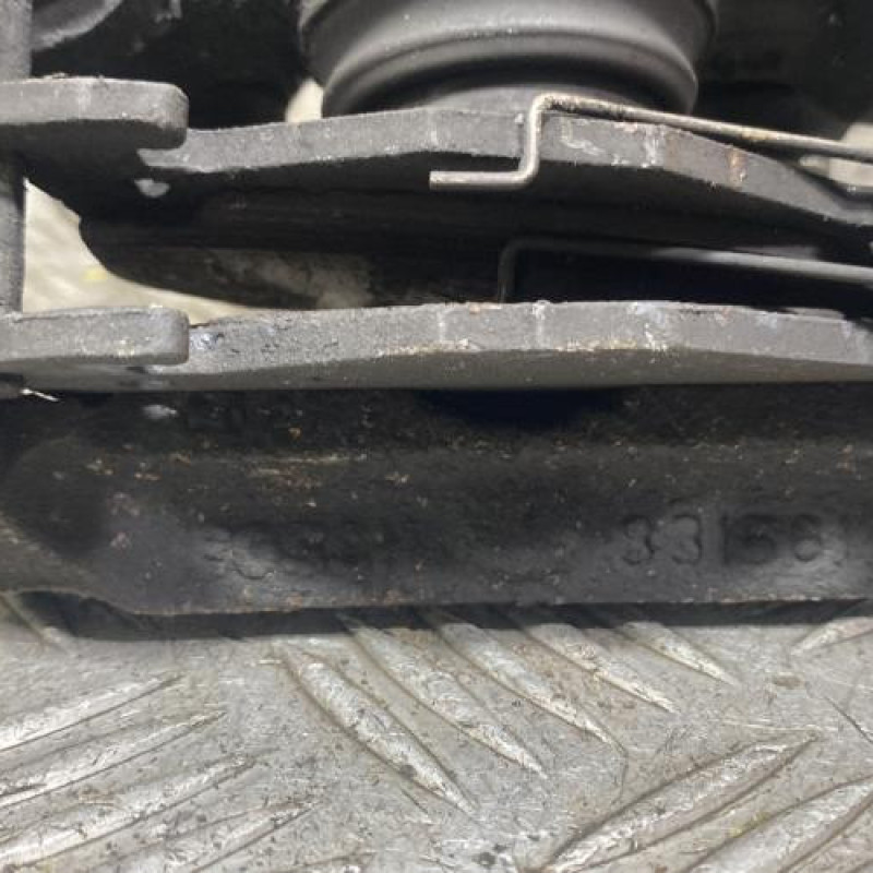 Etrier arriere droit (freinage) CITROEN XSARA Photo n°4