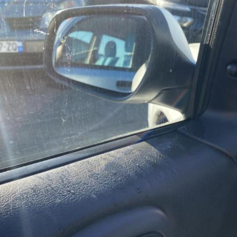 Etrier arriere droit (freinage) CITROEN XSARA Photo n°13