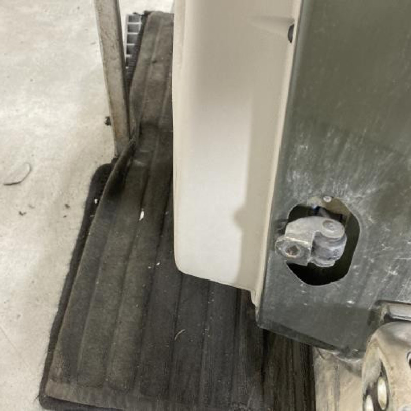 Porte arriere gauche CITROEN C4 1 Photo n°5