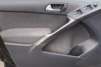 Ceinture arriere gauche VOLKSWAGEN TIGUAN 1