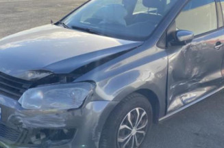 Retroviseur droit VOLKSWAGEN POLO 5