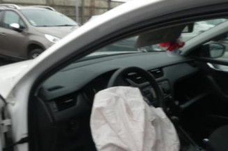 Retroviseur droit SKODA OCTAVIA 3