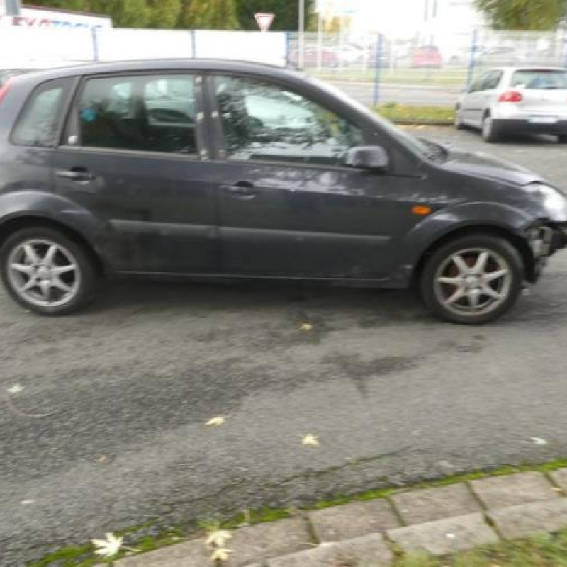 Feu arriere principal gauche (feux) FORD FIESTA 5 Photo n°5