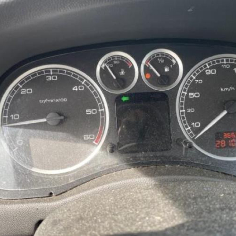 Ecran GPS PEUGEOT 307 Photo n°17