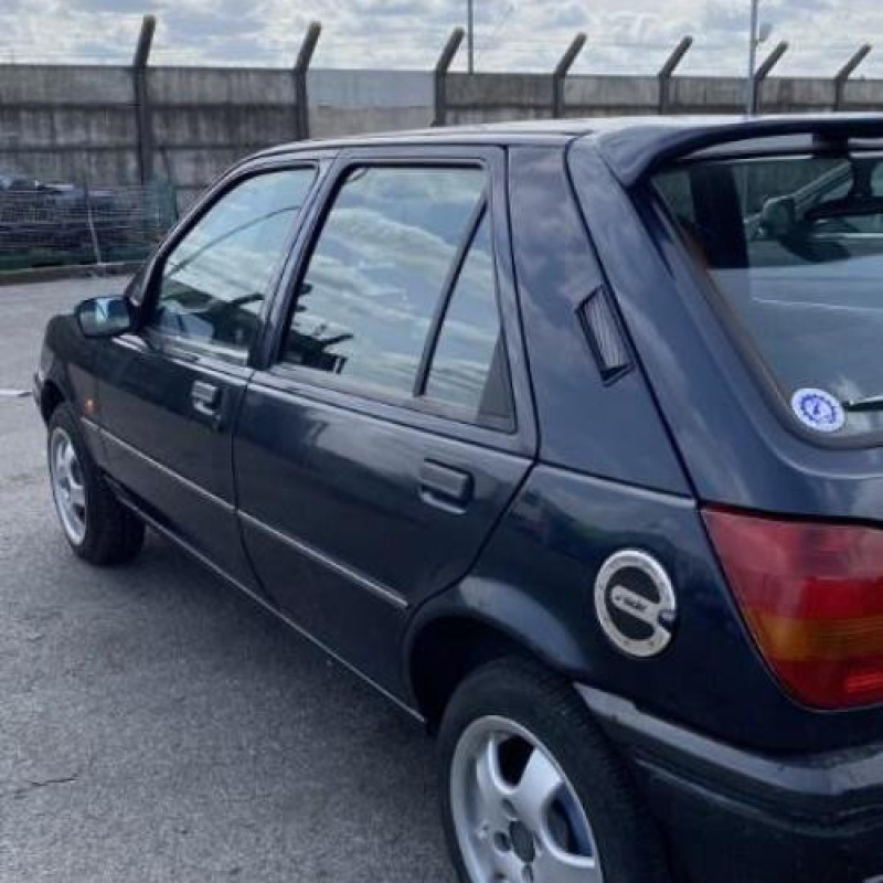 Retroviseur gauche FORD FIESTA 3 Photo n°7