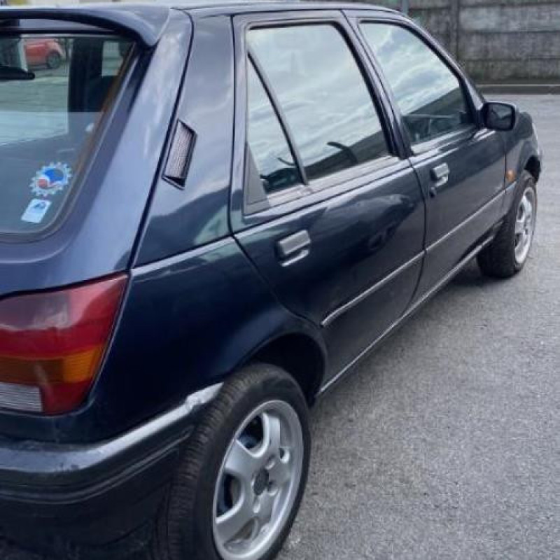 Retroviseur gauche FORD FIESTA 3 Photo n°10
