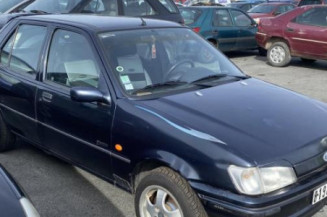 Retroviseur gauche FORD FIESTA 3