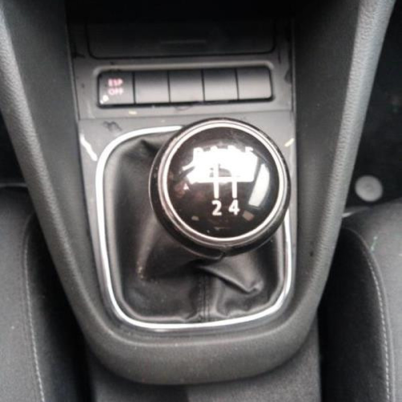 Feu arriere secondaire gauche (feux) VOLKSWAGEN GOLF 6 Photo n°10