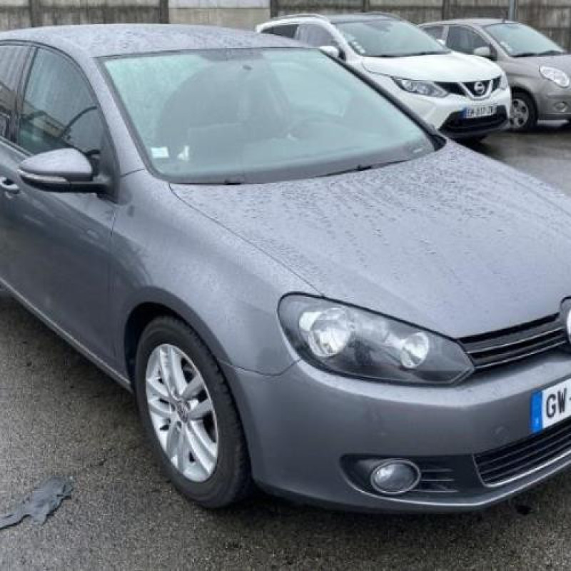 Feu arriere secondaire gauche (feux) VOLKSWAGEN GOLF 6 Photo n°14