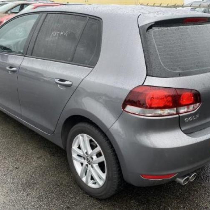 Feu arriere secondaire gauche (feux) VOLKSWAGEN GOLF 6 Photo n°16