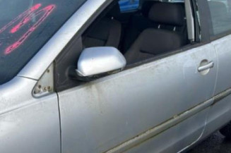 Calandre VOLKSWAGEN POLO 4
