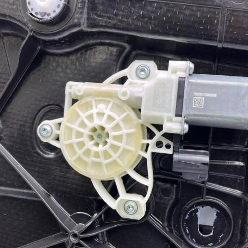 Leve vitre electrique arriere gauche FORD FOCUS 4 Photo n°2