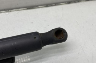 Verin de coffre VOLKSWAGEN GOLF 5