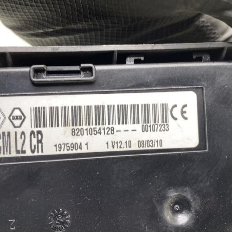 Boitier UCH RENAULT CLIO 3 Photo n°3