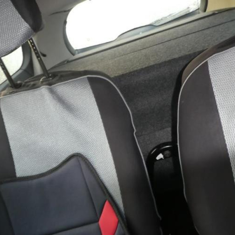 Boitier UCH RENAULT CLIO 3 Photo n°12