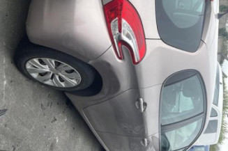 Amortisseur avant droit PEUGEOT 208 1