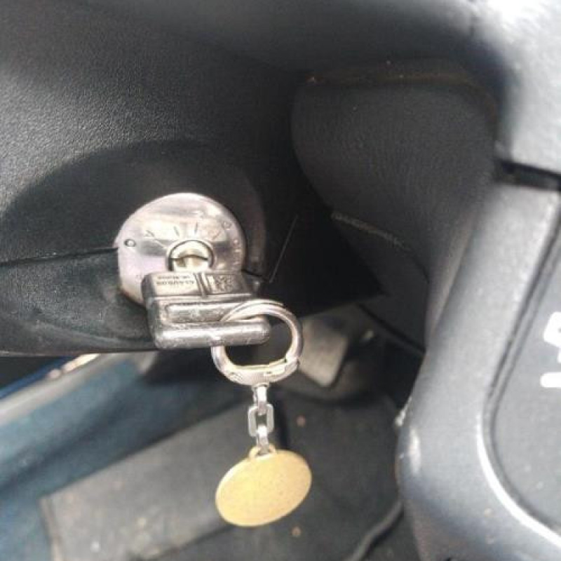 Pedalier d'accelerateur PEUGEOT 205 Photo n°10