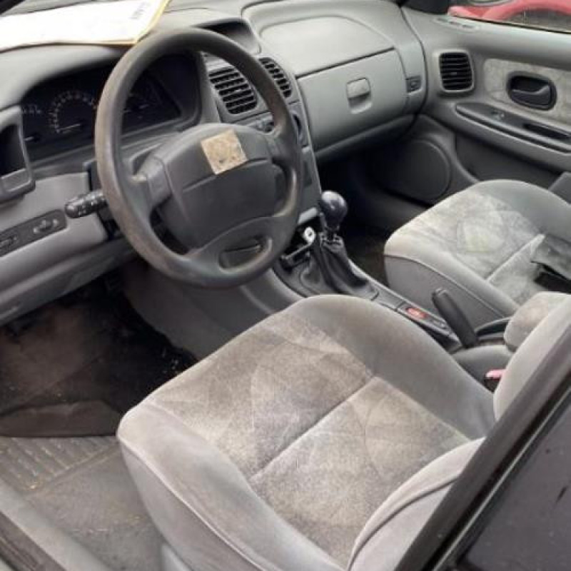 Leve vitre electrique avant gauche RENAULT LAGUNA 1 Photo n°11