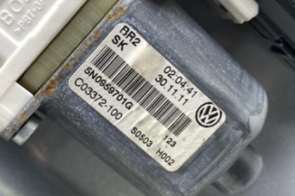 Leve vitre electrique avant gauche VOLKSWAGEN TIGUAN 1