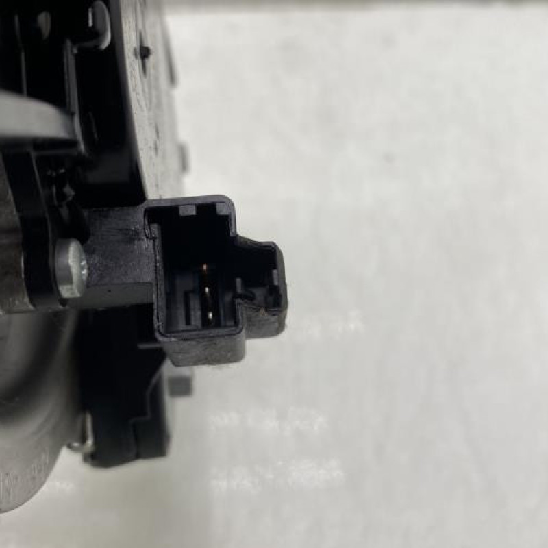 Moteur essuie glace arriere FORD FIESTA 6 Photo n°3