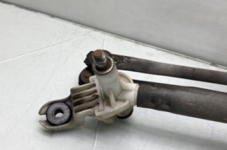 Moteur essuie glace avant SUZUKI SWIFT 3