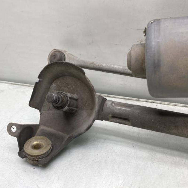 Moteur essuie glace avant TOYOTA YARIS 1 Photo n°3