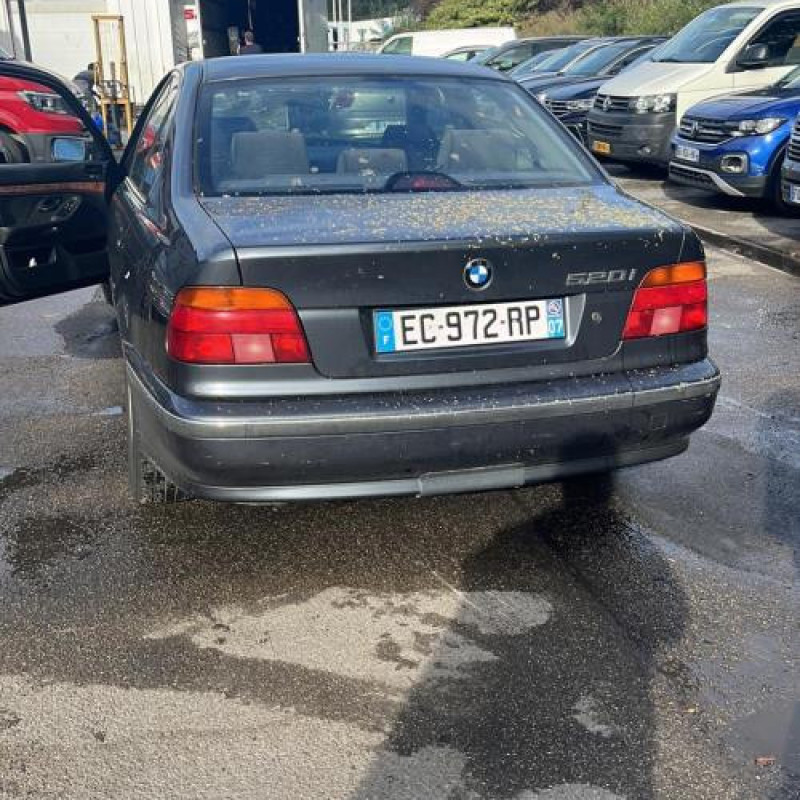Retroviseur gauche BMW SERIE 5 E39 Photo n°8