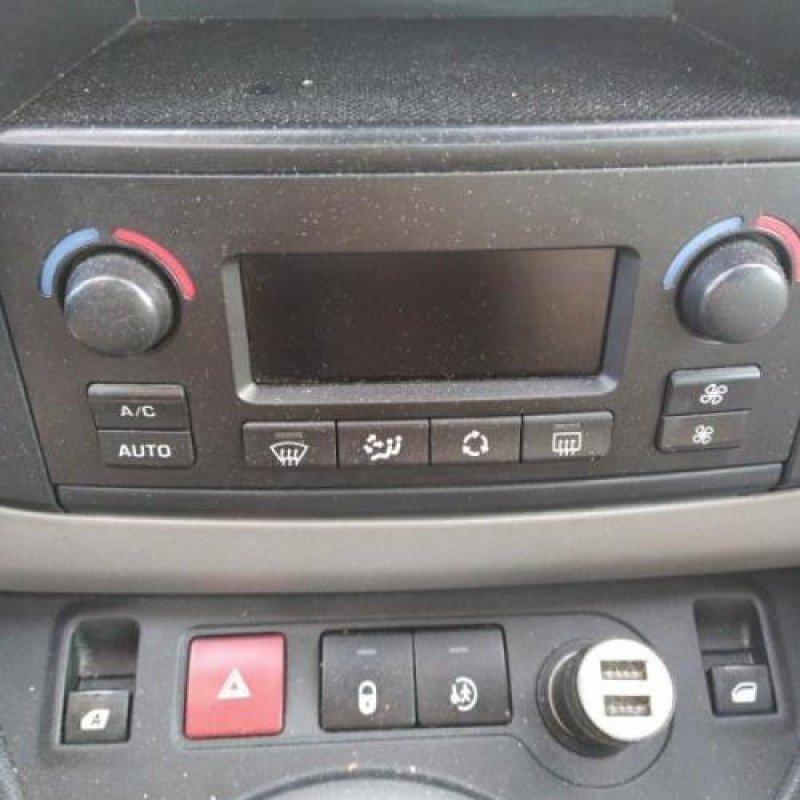 Moteur essuie glace arriere PEUGEOT PARTNER 2 Photo n°12