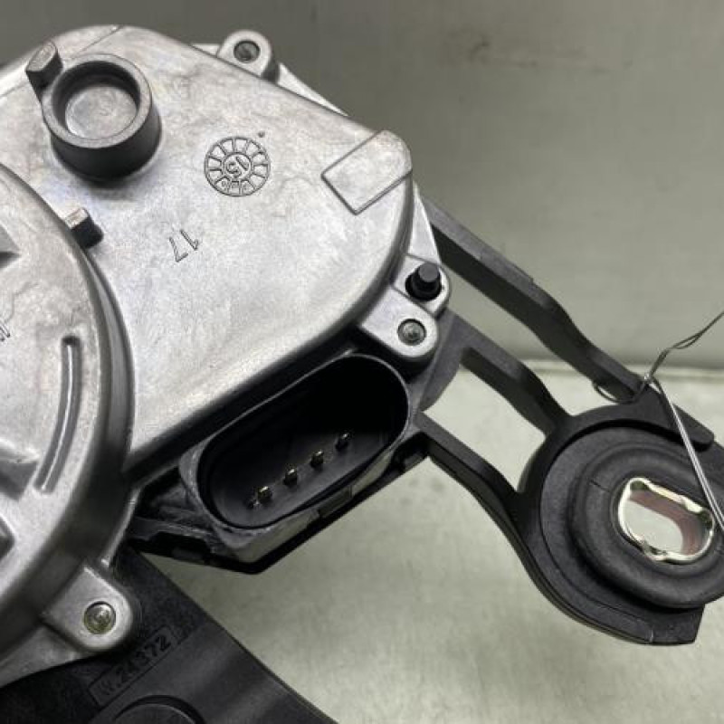 Moteur essuie glace arriere SKODA OCTAVIA 3 Photo n°4