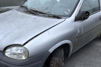 Moteur essuie glace avant OPEL CORSA B
